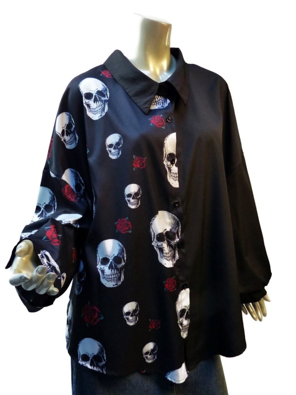 Shein Curve Skulls and Roses Top 4XL Split Back Swing Black Red White Plus
